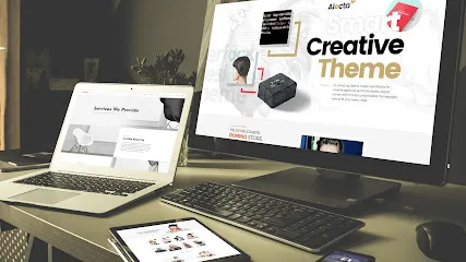 Image de TREIZE² PIQUE /// Lydia Polienor /// Graphiste Webdesigner 🌞Rayonne grâce à ta com'